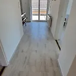 Apartment Kiss Apartmanhaz