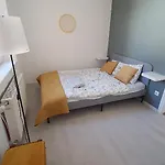 Kiss Apartmanhaz Apartment *