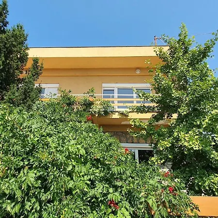 Kiss Apartmanhaz Апартаменты