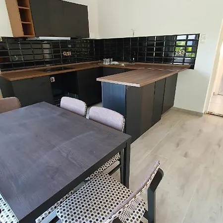 Apartament Kiss Apartmanhaz